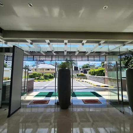 3 Bedroom Condo Unit With Free Vehicle At The Padgett Suites